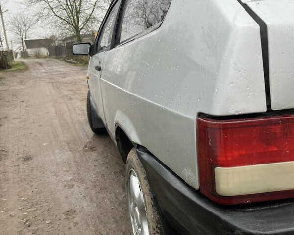 Серый ВАЗ 2108, объемом двигателя 1.3 л и пробегом 137 тыс. км за 800 $, фото 6 на Automoto.ua