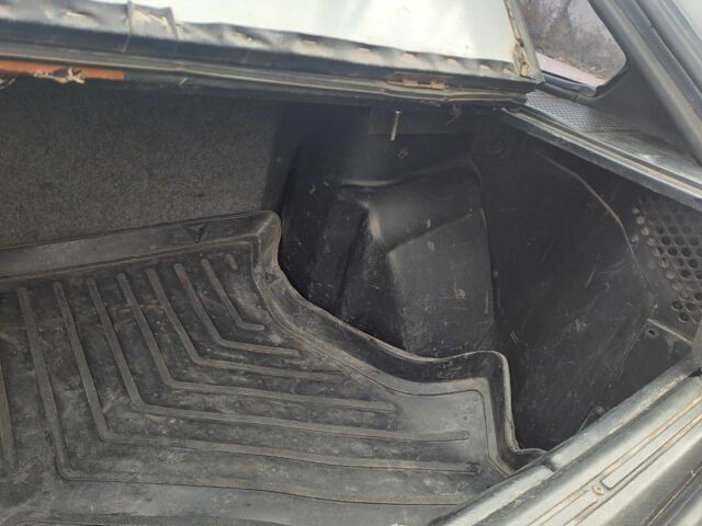 Серый ВАЗ 2108, объемом двигателя 1.1 л и пробегом 270 тыс. км за 900 $, фото 11 на Automoto.ua