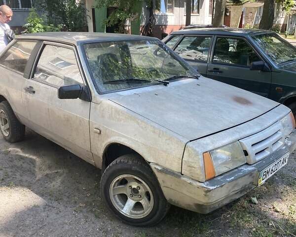 Серый ВАЗ 2108, объемом двигателя 1.3 л и пробегом 300 тыс. км за 839 $, фото 3 на Automoto.ua