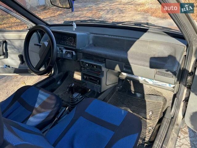 Серый ВАЗ 2108, объемом двигателя 1.3 л и пробегом 198 тыс. км за 1900 $, фото 18 на Automoto.ua