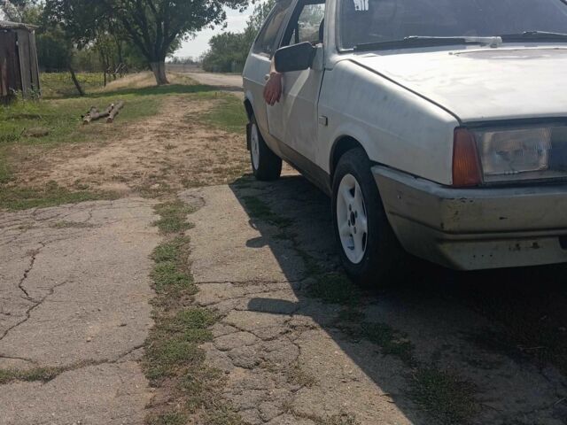 Сірий ВАЗ 2108, об'ємом двигуна 1.6 л та пробігом 100 тис. км за 593 $, фото 3 на Automoto.ua