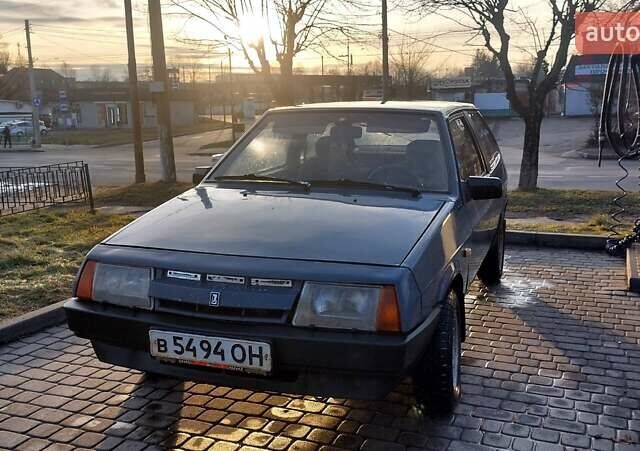 Серый ВАЗ 2108, объемом двигателя 1.5 л и пробегом 50 тыс. км за 650 $, фото 2 на Automoto.ua