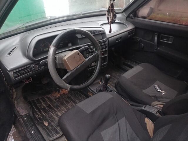 Серый ВАЗ 2108, объемом двигателя 1.5 л и пробегом 170 тыс. км за 800 $, фото 4 на Automoto.ua