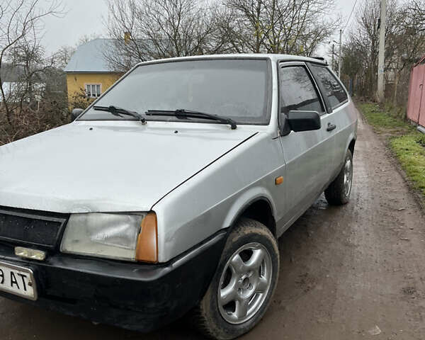 Серый ВАЗ 2108, объемом двигателя 1.3 л и пробегом 137 тыс. км за 800 $, фото 3 на Automoto.ua