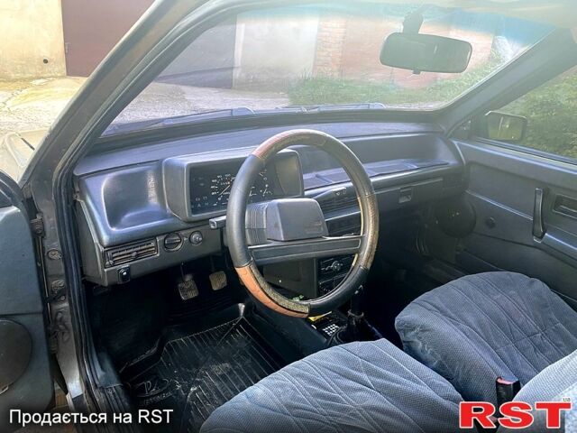 Серый ВАЗ 2108, объемом двигателя 1.3 л и пробегом 52 тыс. км за 1250 $, фото 4 на Automoto.ua