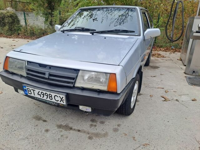 Серый ВАЗ 2108, объемом двигателя 1.1 л и пробегом 270 тыс. км за 900 $, фото 8 на Automoto.ua