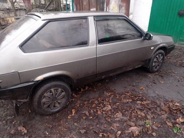 Серый ВАЗ 2108, объемом двигателя 1.5 л и пробегом 170 тыс. км за 800 $, фото 1 на Automoto.ua