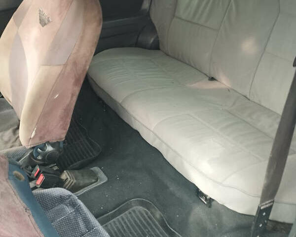 Серый ВАЗ 2108, объемом двигателя 1.5 л и пробегом 180 тыс. км за 1000 $, фото 11 на Automoto.ua