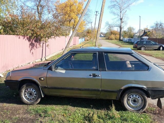 Серый ВАЗ 2108, объемом двигателя 1.1 л и пробегом 430 тыс. км за 900 $, фото 6 на Automoto.ua