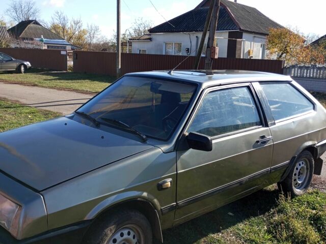 Серый ВАЗ 2108, объемом двигателя 1.1 л и пробегом 430 тыс. км за 900 $, фото 1 на Automoto.ua