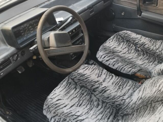 Серый ВАЗ 2108, объемом двигателя 1.3 л и пробегом 340 тыс. км за 550 $, фото 7 на Automoto.ua