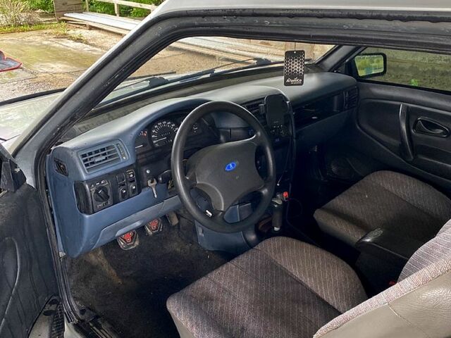 Серый ВАЗ 2108, объемом двигателя 1.3 л и пробегом 195 тыс. км за 1350 $, фото 7 на Automoto.ua