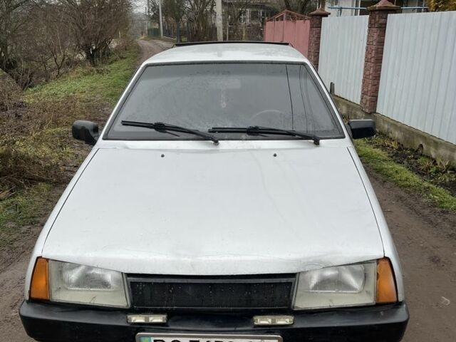 Серый ВАЗ 2108, объемом двигателя 1.3 л и пробегом 137 тыс. км за 800 $, фото 5 на Automoto.ua