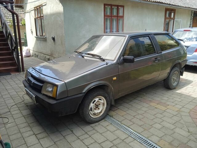Серый ВАЗ 2108, объемом двигателя 0 л и пробегом 170 тыс. км за 22000 $, фото 2 на Automoto.ua