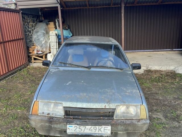 Серый ВАЗ 2108, объемом двигателя 1.6 л и пробегом 160 тыс. км за 618 $, фото 1 на Automoto.ua