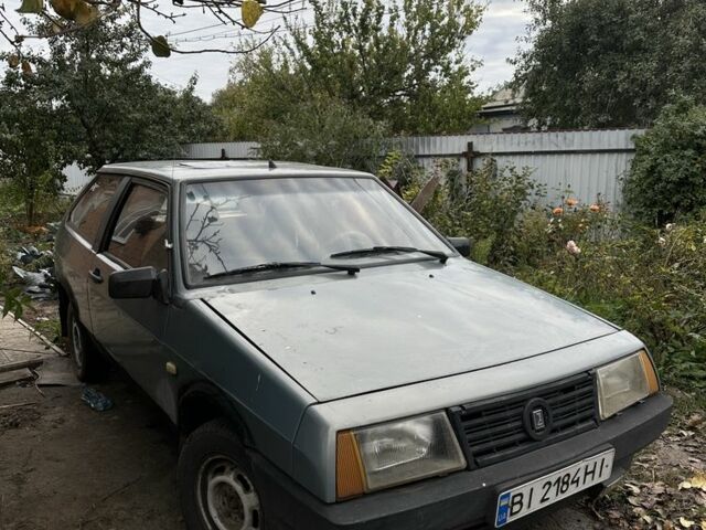 Серый ВАЗ 2108, объемом двигателя 1.3 л и пробегом 300 тыс. км за 594 $, фото 1 на Automoto.ua