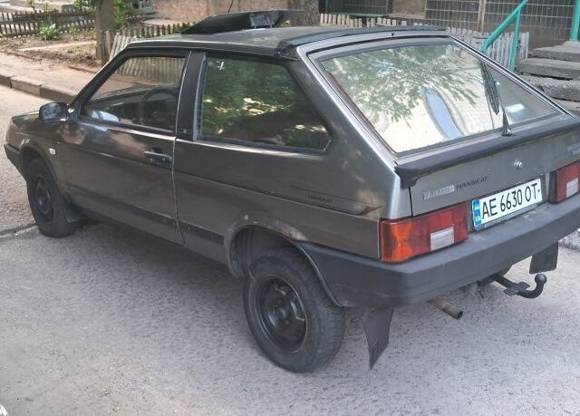 Серый ВАЗ 2108, объемом двигателя 1.3 л и пробегом 175 тыс. км за 750 $, фото 2 на Automoto.ua