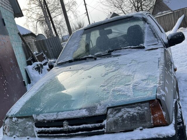 Серый ВАЗ 2108, объемом двигателя 1.5 л и пробегом 300 тыс. км за 484 $, фото 1 на Automoto.ua