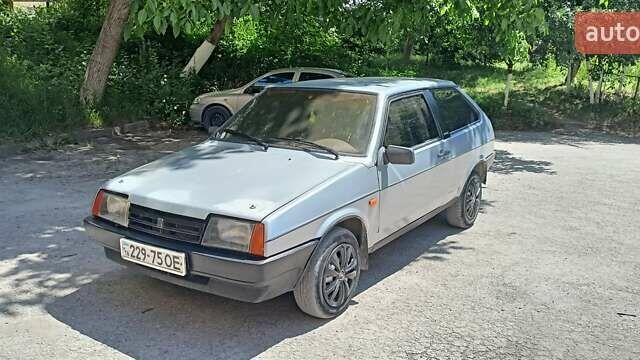 Серый ВАЗ 2108, объемом двигателя 1.5 л и пробегом 270 тыс. км за 600 $, фото 1 на Automoto.ua