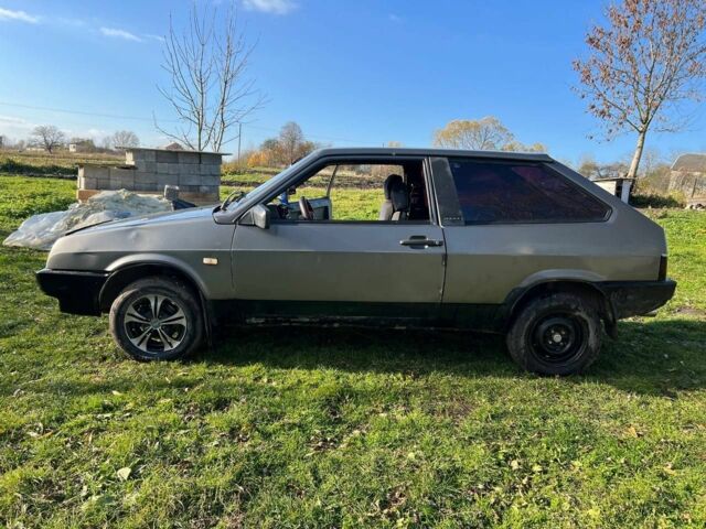 Серый ВАЗ 2108, объемом двигателя 1.3 л и пробегом 63 тыс. км за 581 $, фото 4 на Automoto.ua