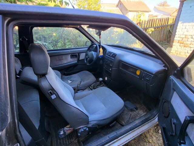 Серый ВАЗ 2108, объемом двигателя 1.3 л и пробегом 250 тыс. км за 326 $, фото 3 на Automoto.ua