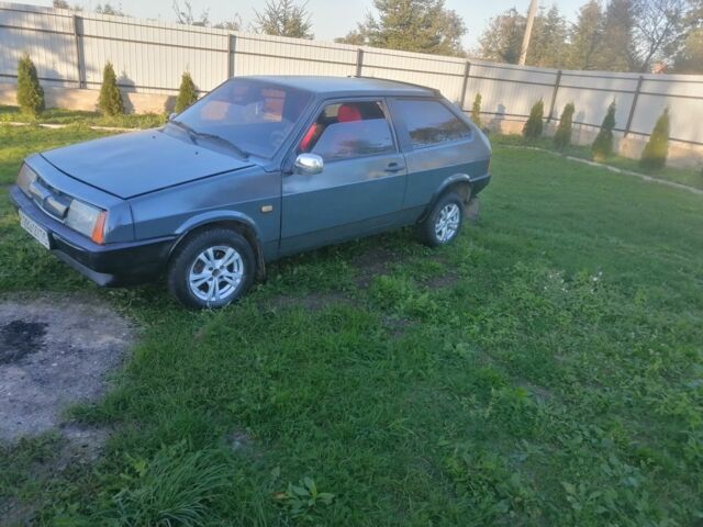 Серый ВАЗ 2108, объемом двигателя 1.5 л и пробегом 70 тыс. км за 750 $, фото 4 на Automoto.ua