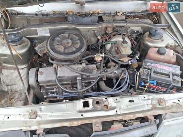 Серый ВАЗ 2108, объемом двигателя 0 л и пробегом 50 тыс. км за 400 $, фото 2 на Automoto.ua