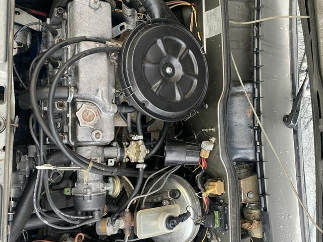 Серый ВАЗ 2108, объемом двигателя 1.5 л и пробегом 150 тыс. км за 1200 $, фото 5 на Automoto.ua