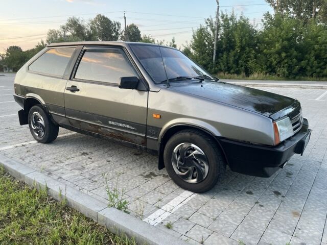 Серый ВАЗ 2108, объемом двигателя 1.5 л и пробегом 169 тыс. км за 700 $, фото 1 на Automoto.ua