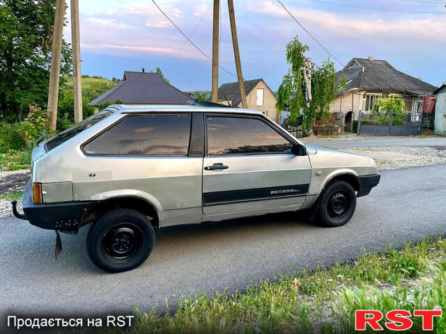 Серый ВАЗ 2108, объемом двигателя 1.5 л и пробегом 200 тыс. км за 675 $, фото 7 на Automoto.ua