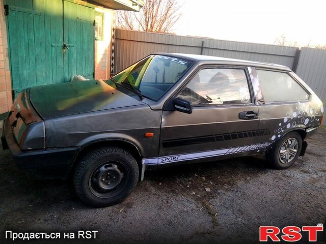 Серый ВАЗ 2108, объемом двигателя 1.2 л и пробегом 189 тыс. км за 800 $, фото 4 на Automoto.ua