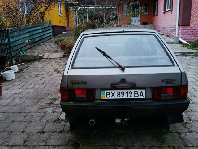 ВАЗ 2108 1999 в Изяслве на Automoto.ua Серый ВАЗ 2108, объемом двигателя 1.5 л и пробегом 200 тыс. км за 1000 $, фото 1 на Automoto.ua