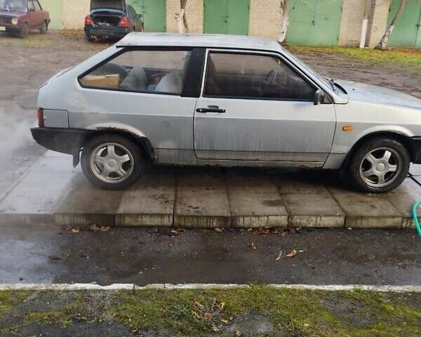 Серый ВАЗ 2108, объемом двигателя 1.5 л и пробегом 257 тыс. км за 600 $, фото 2 на Automoto.ua