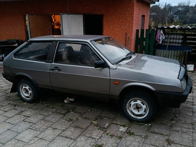 ВАЗ 2108 1999 в Изяслве на Automoto.ua Серый ВАЗ 2108, объемом двигателя 1.5 л и пробегом 200 тыс. км за 1000 $, фото 4 на Automoto.ua