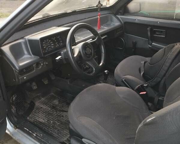 Серый ВАЗ 2108, объемом двигателя 1.5 л и пробегом 257 тыс. км за 600 $, фото 6 на Automoto.ua