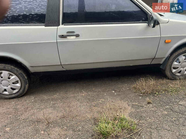 Серый ВАЗ 2108, объемом двигателя 1.5 л и пробегом 100 тыс. км за 650 $, фото 6 на Automoto.ua