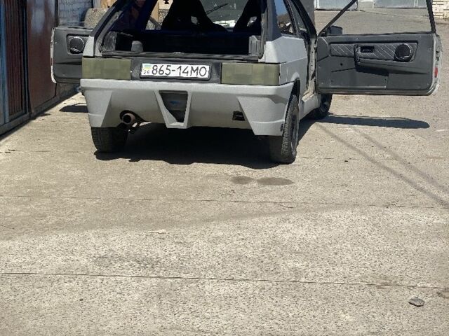 Серый ВАЗ 2108, объемом двигателя 1.6 л и пробегом 80 тыс. км за 450 $, фото 3 на Automoto.ua