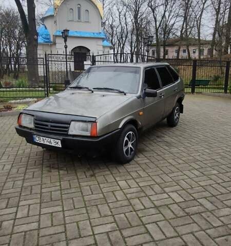 Серый ВАЗ 2108, объемом двигателя 1.5 л и пробегом 190 тыс. км за 550 $, фото 16 на Automoto.ua