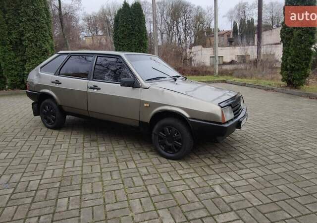 Серый ВАЗ 2108, объемом двигателя 1.5 л и пробегом 190 тыс. км за 550 $, фото 20 на Automoto.ua