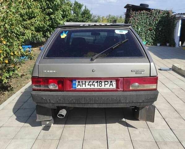 Серый ВАЗ 2108, объемом двигателя 1.5 л и пробегом 100 тыс. км за 1500 $, фото 4 на Automoto.ua
