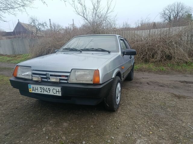 Серый ВАЗ 2108, объемом двигателя 1.5 л и пробегом 5 тыс. км за 865 $, фото 3 на Automoto.ua