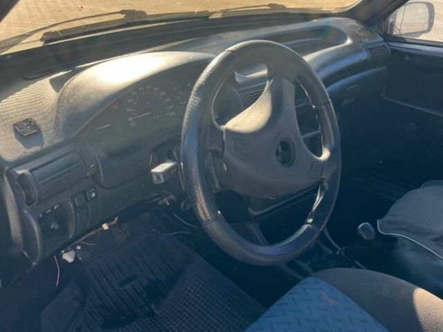 Серый ВАЗ 2108, объемом двигателя 1.3 л и пробегом 130 тыс. км за 1000 $, фото 3 на Automoto.ua