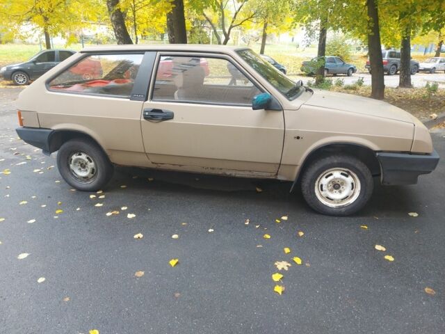 Серый ВАЗ 2108, объемом двигателя 1.5 л и пробегом 45 тыс. км за 750 $, фото 2 на Automoto.ua