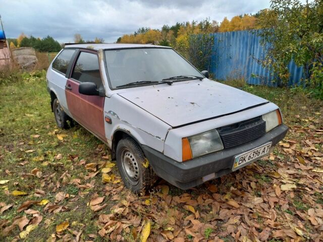 ВАЗ 2108 1988 в Киеве на Automoto.ua Серый ВАЗ 2108, объемом двигателя 1.3 л и пробегом 227 тыс. км за 357 $, фото 1 на Automoto.ua