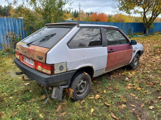 ВАЗ 2108 1988 в Киеве на Automoto.ua Серый ВАЗ 2108, объемом двигателя 1.3 л и пробегом 227 тыс. км за 357 $, фото 2 на Automoto.ua