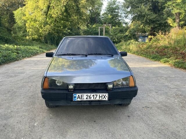 Серый ВАЗ 2108, объемом двигателя 1.5 л и пробегом 200 тыс. км за 1450 $, фото 1 на Automoto.ua