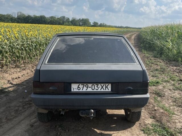 Серый ВАЗ 2108, объемом двигателя 1.5 л и пробегом 90 тыс. км за 1300 $, фото 4 на Automoto.ua