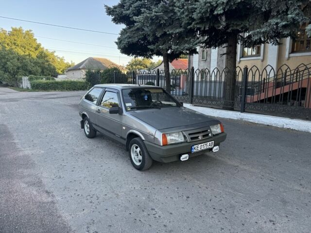 Серый ВАЗ 2108, объемом двигателя 1.1 л и пробегом 151 тыс. км за 1600 $, фото 2 на Automoto.ua