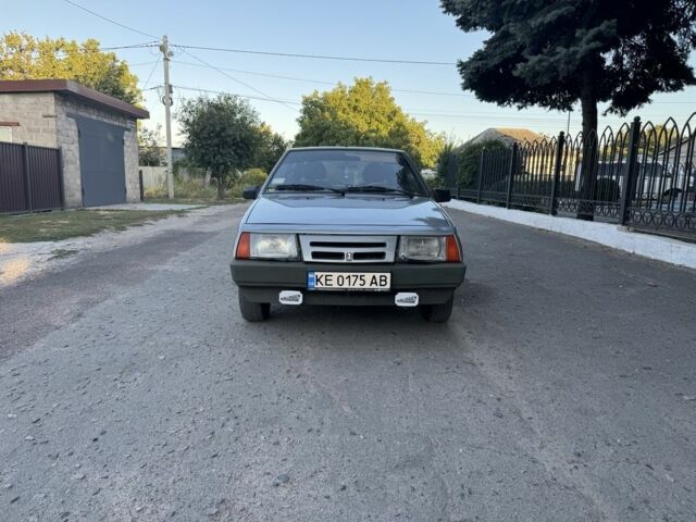 Серый ВАЗ 2108, объемом двигателя 1.1 л и пробегом 151 тыс. км за 1600 $, фото 1 на Automoto.ua