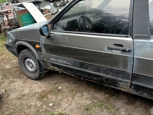 Серый ВАЗ 2108, объемом двигателя 1 л и пробегом 280 тыс. км за 364 $, фото 2 на Automoto.ua